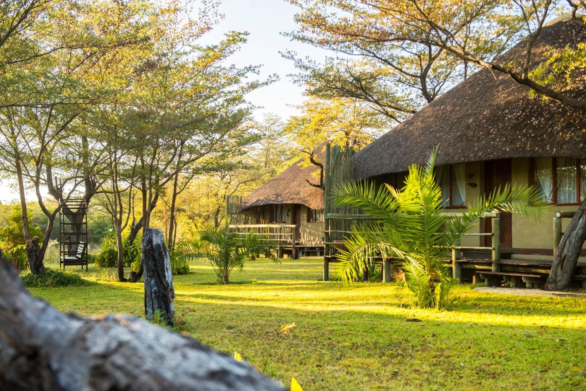 Gondwana Hakusembe River Lodge Rundu Exterior photo