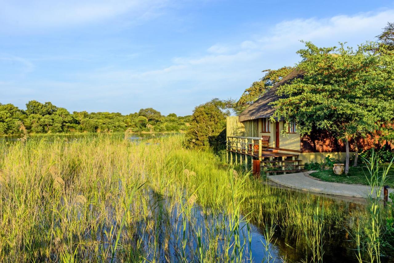 Gondwana Hakusembe River Lodge Rundu Exterior photo